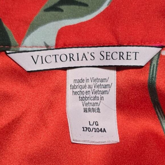 Victoria's Secret PJ Set - Picture 7 of 8